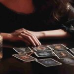 Допоможіть знайти хорошу ворожку чи таролога